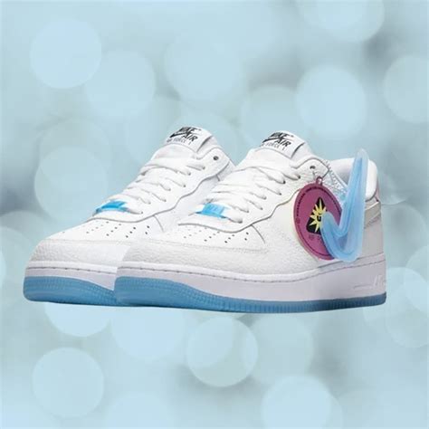 nike air force leuchten in der sonne|Nike Air Force 1 UV Reactive: Dieser Sneaker verändert seine .